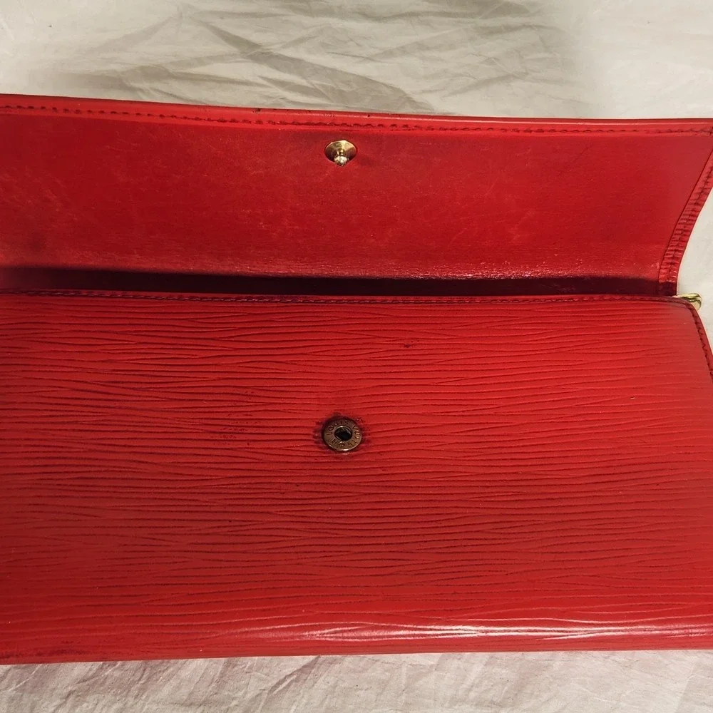 Louis Vuitton Epi Porte Feuille Sarah Leather Long Bifold Wallet Red Authentic
